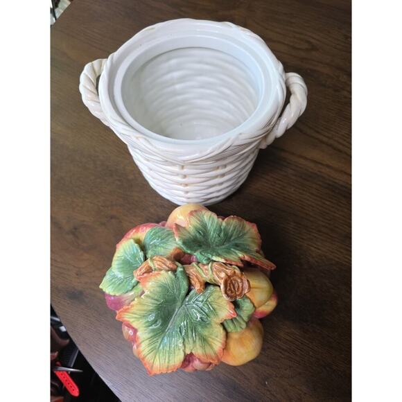 Fitz & Floyd Basket Weave Cookie Jar / Canister - Apple Pear Grape Peach 11 X 9 - Picture 8 of 16